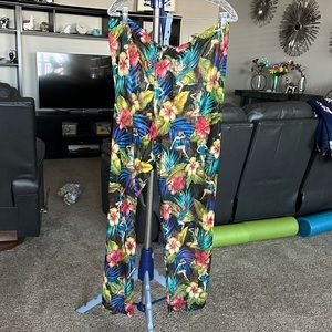 Kathy Ireland swim drawstring coverup pants. Size Large